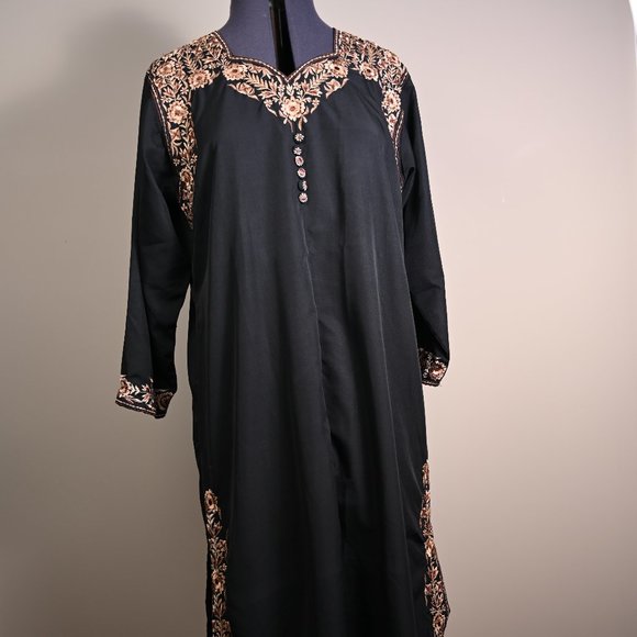Black caftan style long dress with brown and golden beige embroidery Size M/L - Picture 1 of 6